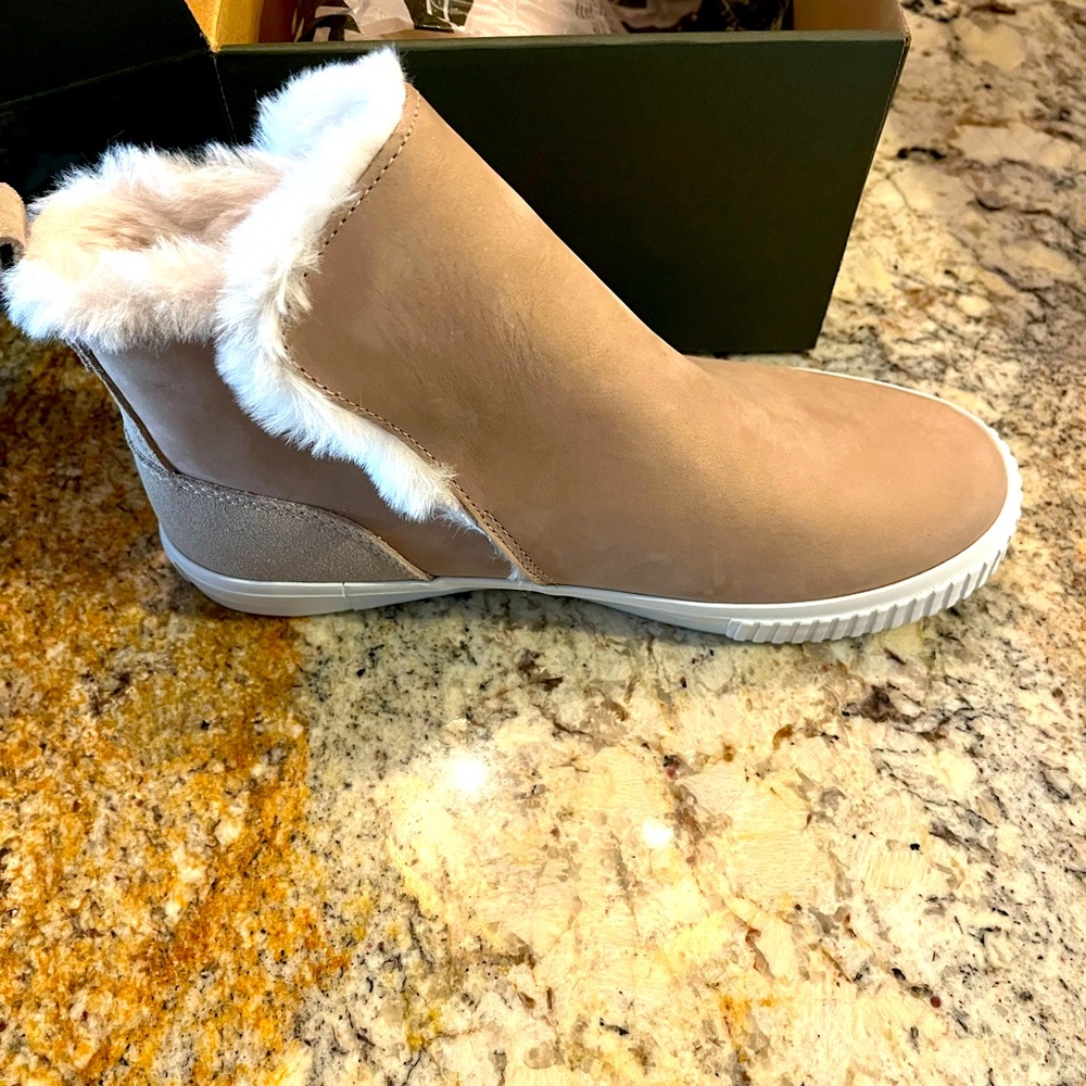 Timberland Women’s Skyla Bay Pull On Boots 7.5